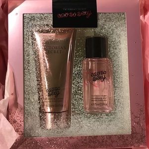 Victoria’s Secret Lotion/Mist Set